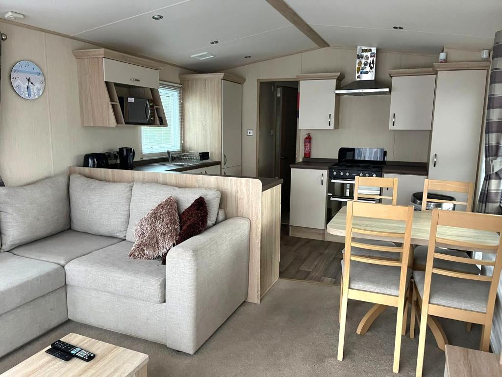 Memories Made, Selsey