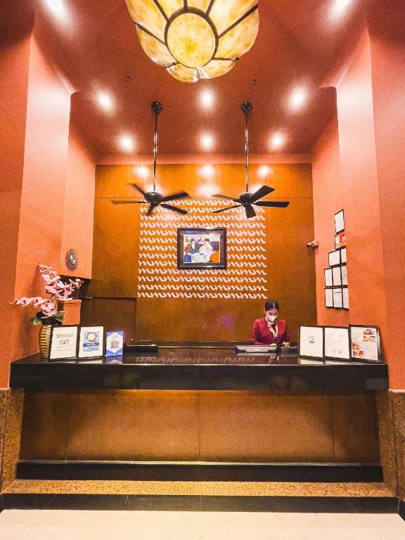 フロント・ロビー