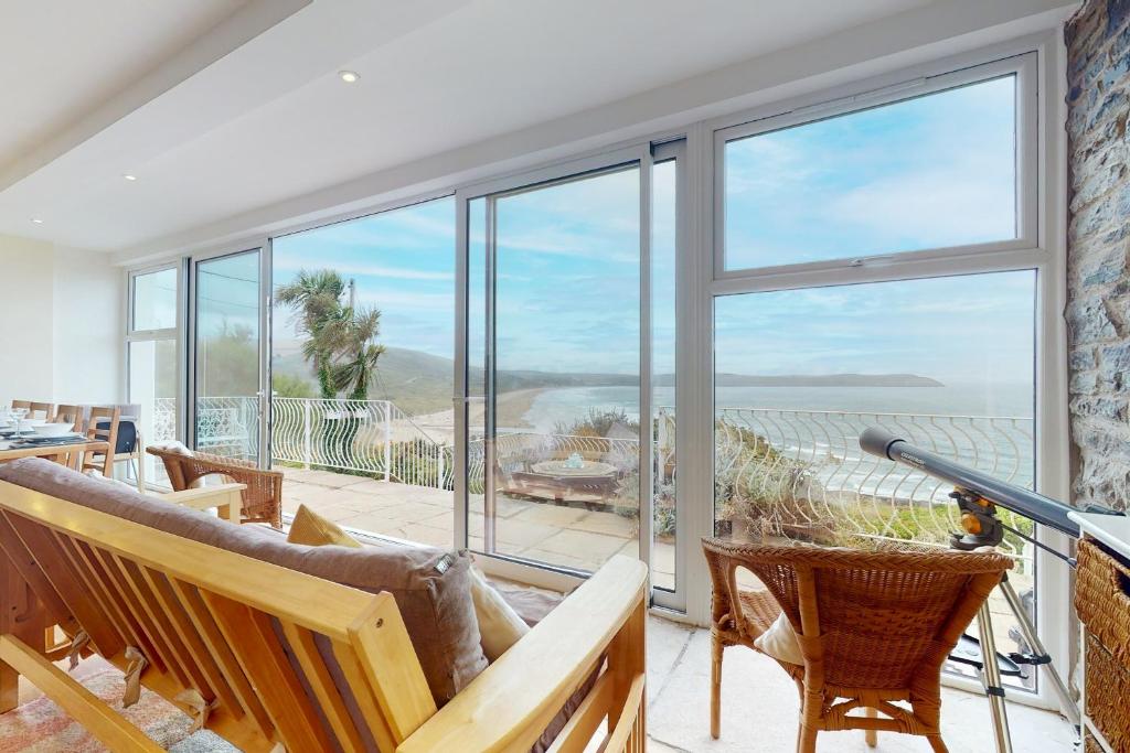 Superb Panoramic Sea Views Sleeps 10 Pet Friendly, Woolacombe