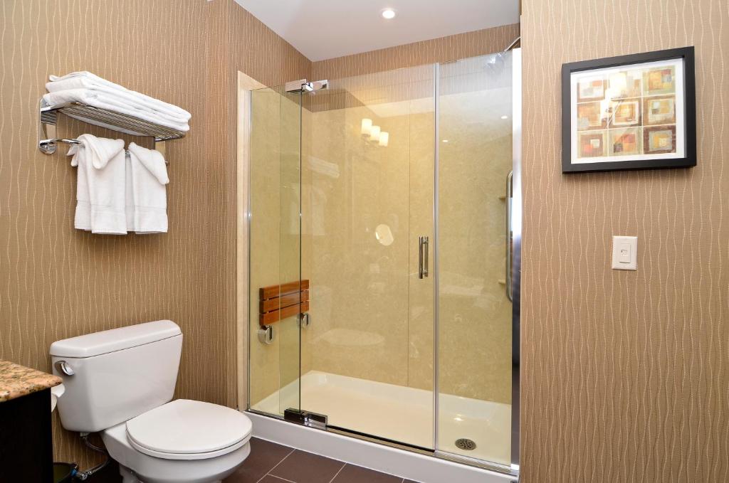 Best Western Premier Freeport Inn Calgary Airport photo