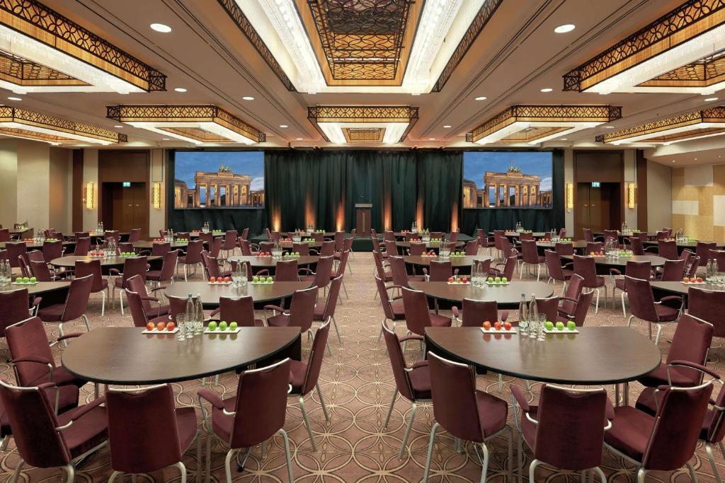 Tárgyalóterem/bálterem