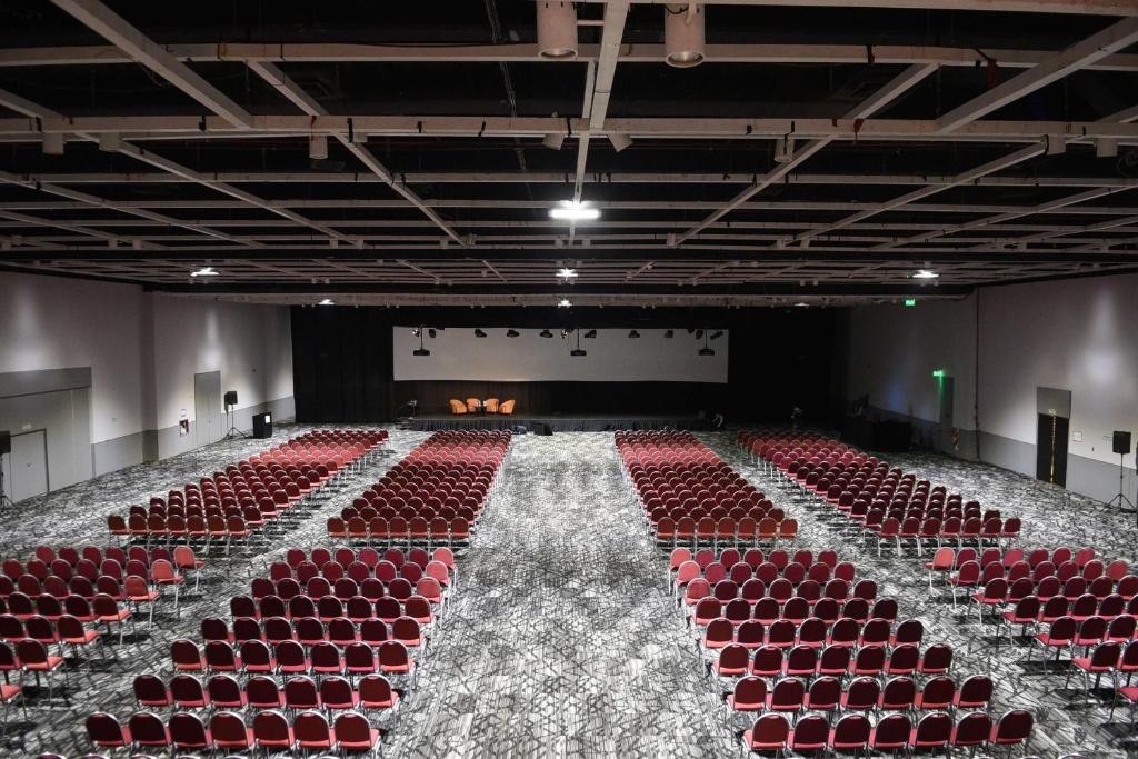 Tárgyalóterem/bálterem