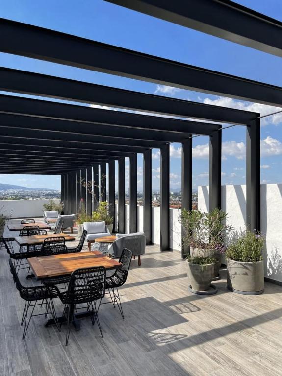 Departamento de Lujo con Alberca Panoramica en Zona Metropolitana de Guadalajara - 3