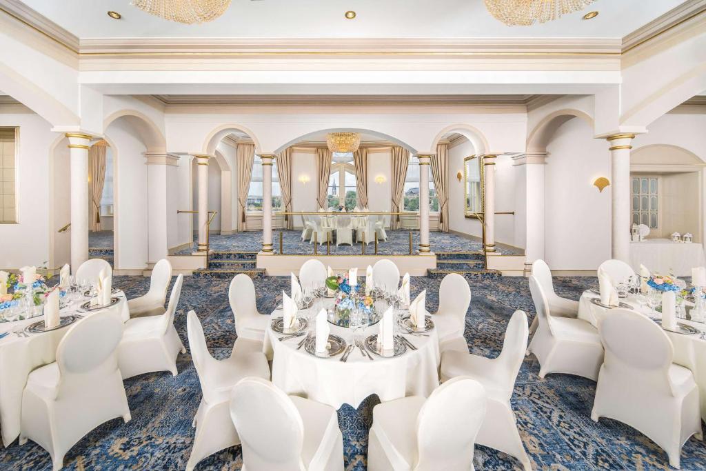 Tárgyalóterem/bálterem