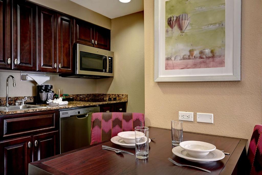 Homewood Suites by Hilton Albuquerque-Airport 호텔 이미지 2