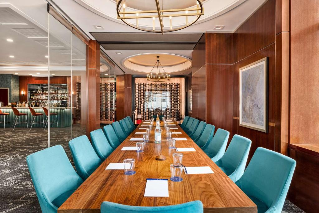 New York DoubleTree by Hilton New York Midtown Fifth Ave Additional