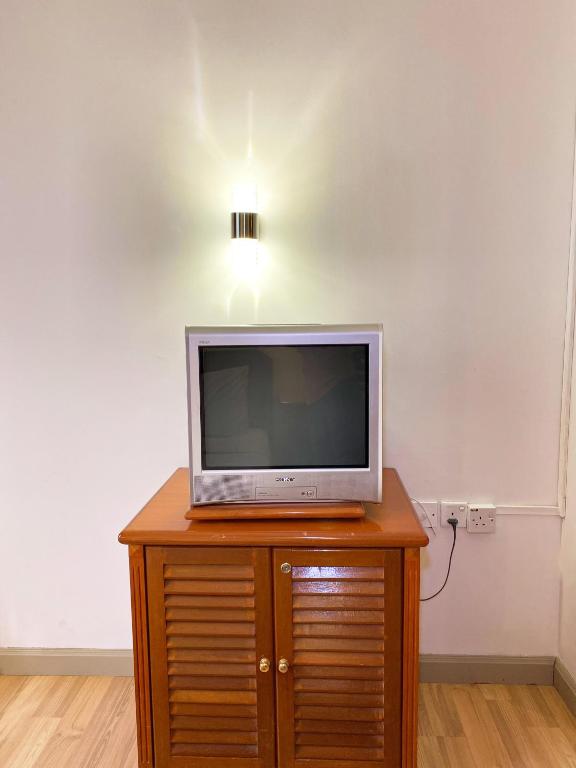 Shared lounge/TV area