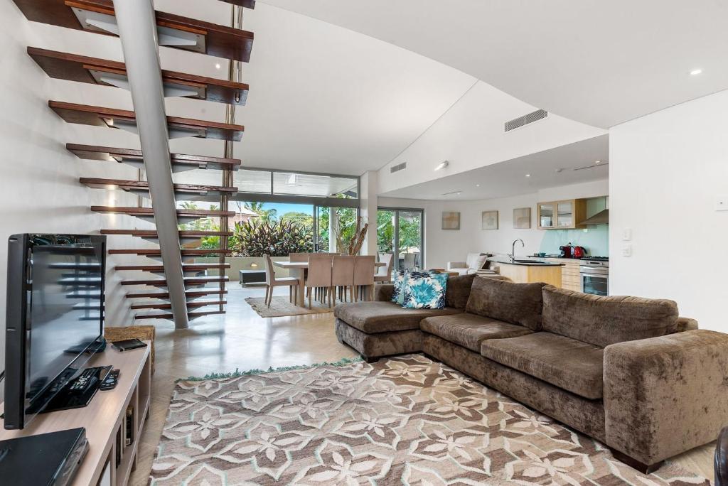 Jades on Lawson 1, Byron Bay