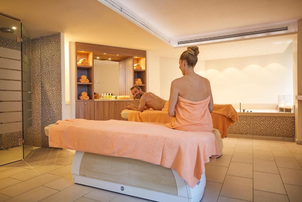 บริการนวด