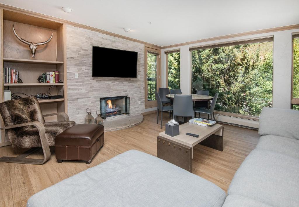 Gateway Plaza R4 Condo, Vail