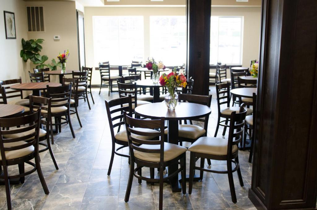 イン アット モーゼス レイク (Inn at Moses Lake) お料理のイメージ