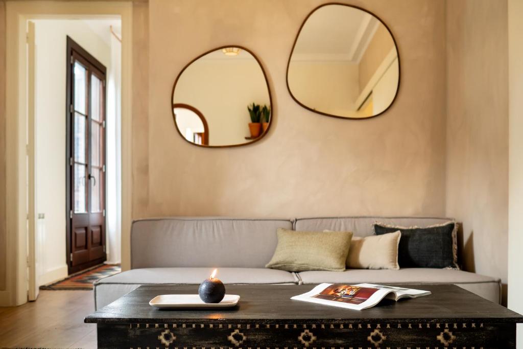 HIDALGO - Two bedroom apartment in Eixample, Barcelona