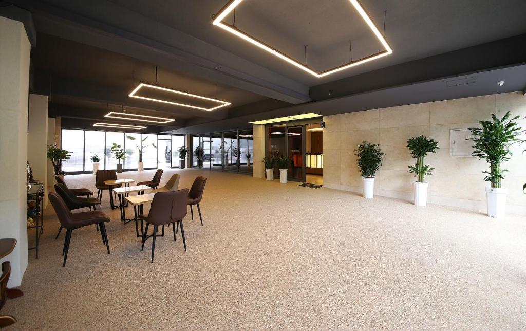 2. 브라운도트호텔 ..