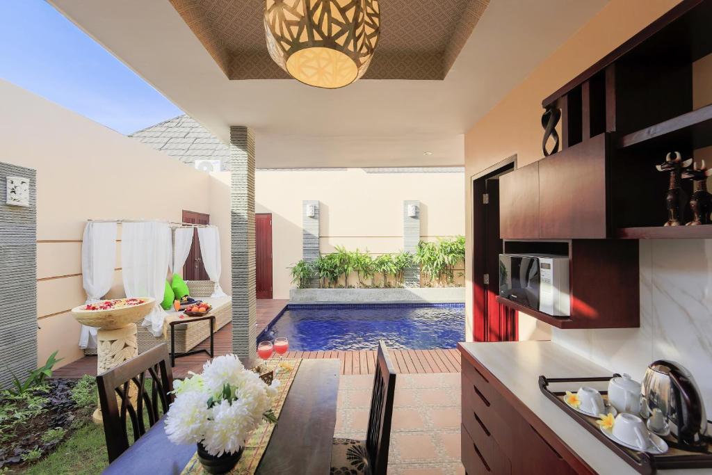 Flamingo Dewata Pool Villa Uluwatu