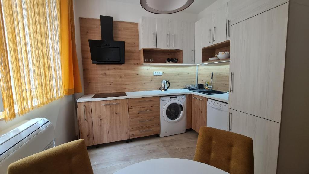 Sarajevo City Center Apartment - 4