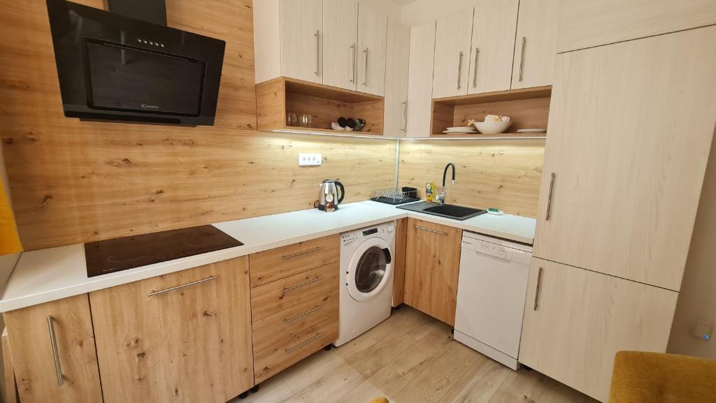Sarajevo City Center Apartment - 2