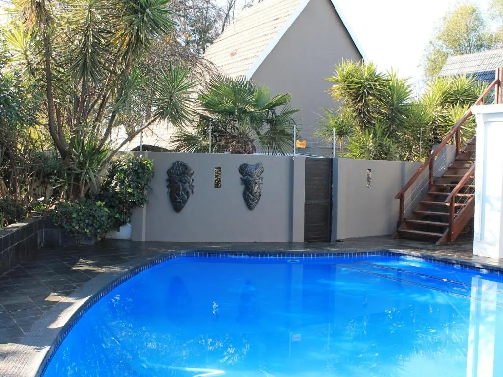 Wild Tree Lodge, hotel in Benoni