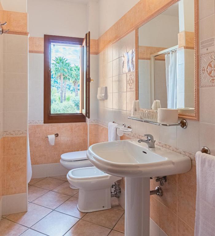 Idyllic Residence Cala Viola 2 bedroom people num1381, Apartment Cala