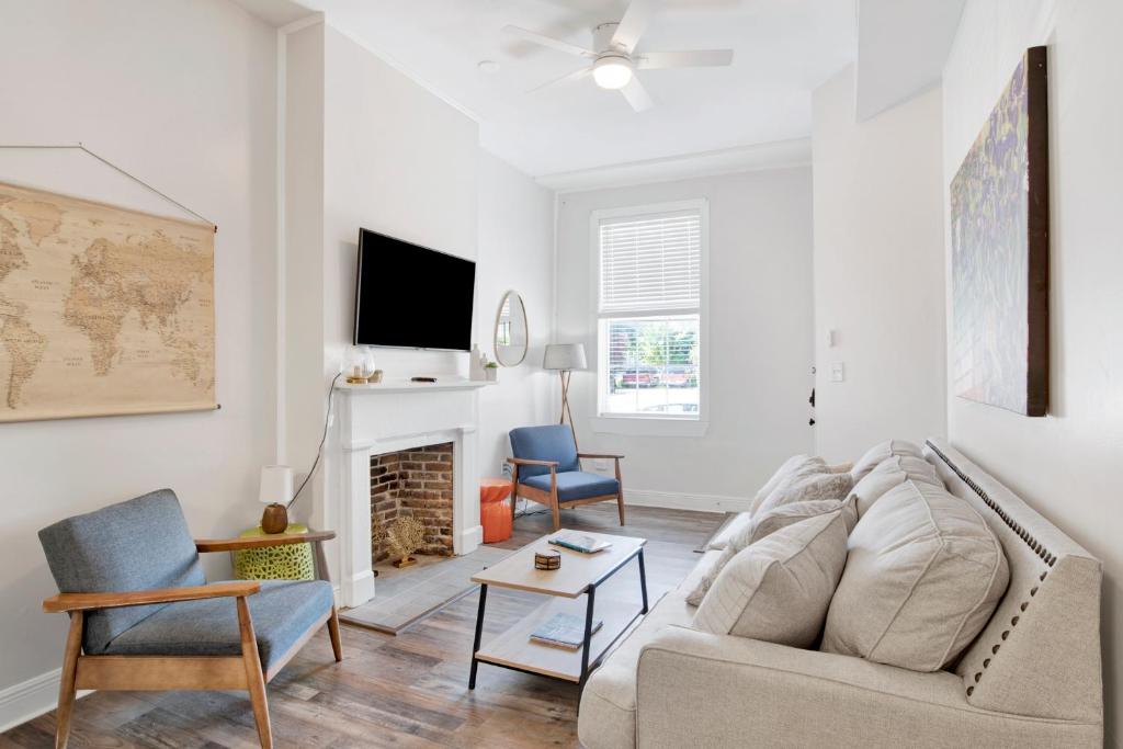 Stars on State in the Heart of Downtown, Mobile