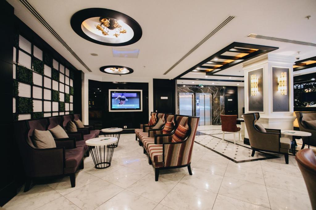 โรงแรมเมียร์แบร์ (Mia Berre Hotels)