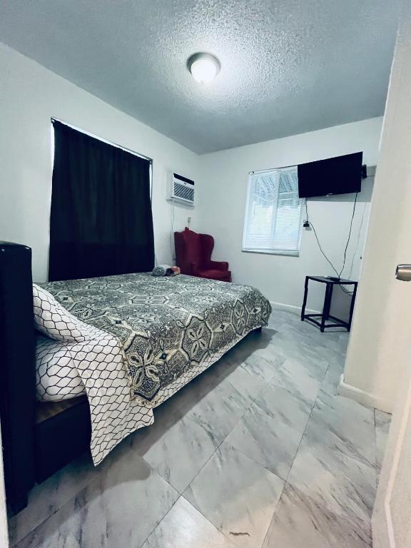 5 Minutes to downtown Apt201, Miami