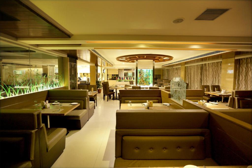 ホテル スワガス グランド スチトラ (Hotel Swagath Grand Suchitra) レストラン