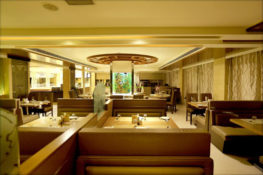 ホテル スワガス グランド スチトラ (Hotel Swagath Grand Suchitra) レストラン