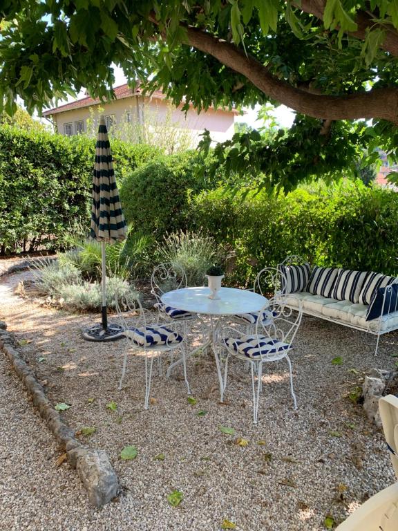 STUDIO classé 3 étoiles 10 mn Cannes - 2