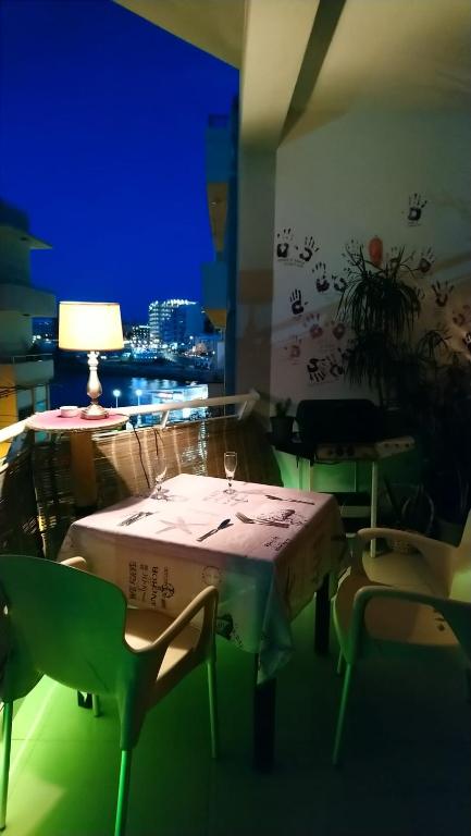 Albatross, St Paul's Bay