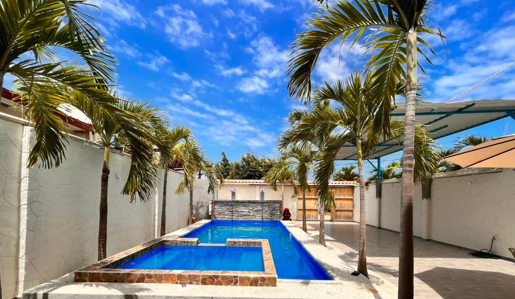 Casa Halley #4 con vista al mar y piscina , 2 pisos - Villamil Playas , Data de Villamil - 1