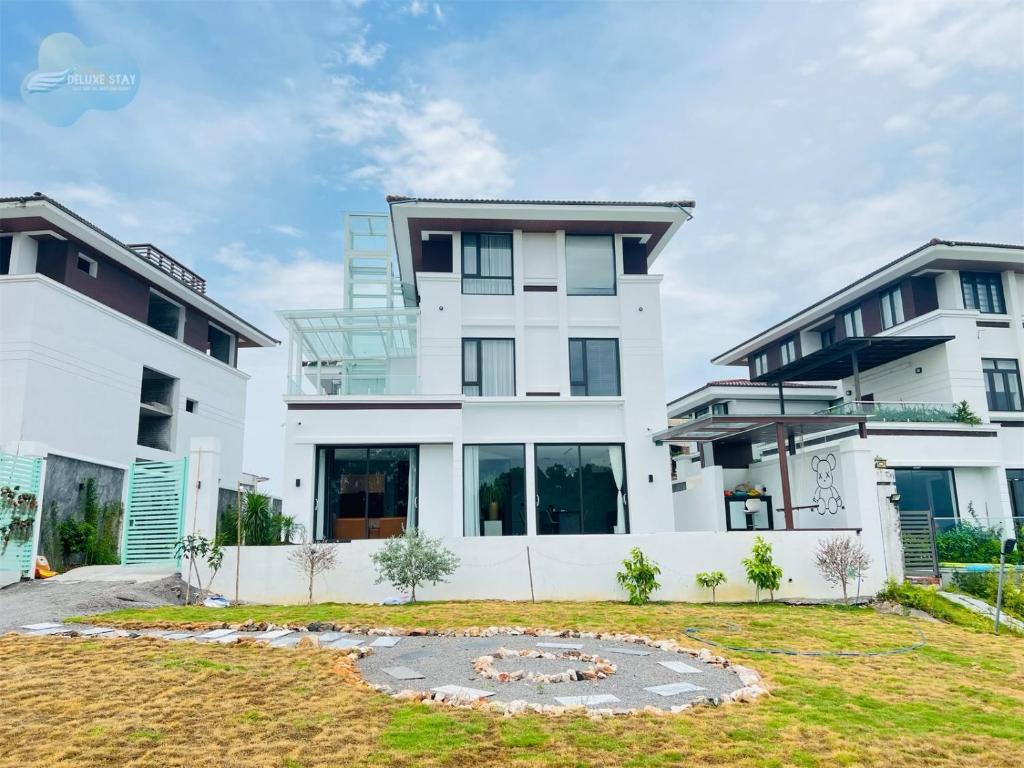 Mian FLC Hạ Long Villa