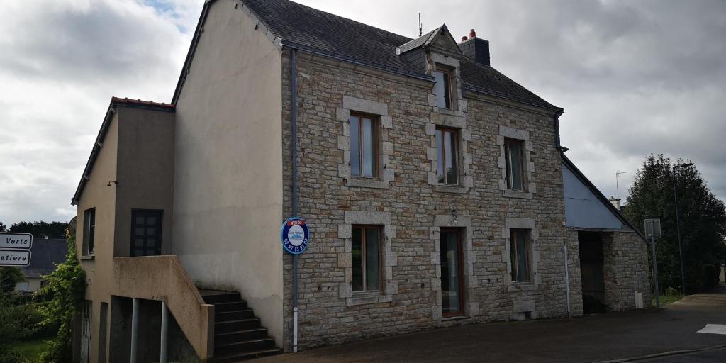 ensemble logements capacité accueil 1O personnes