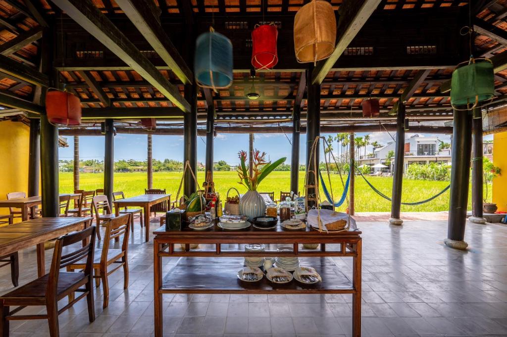 Chez Mimosa Rice Field Retreat