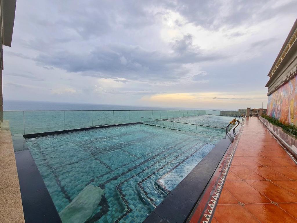 MT- Luxury Home