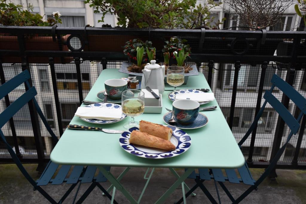 Rue de Paradis - 4