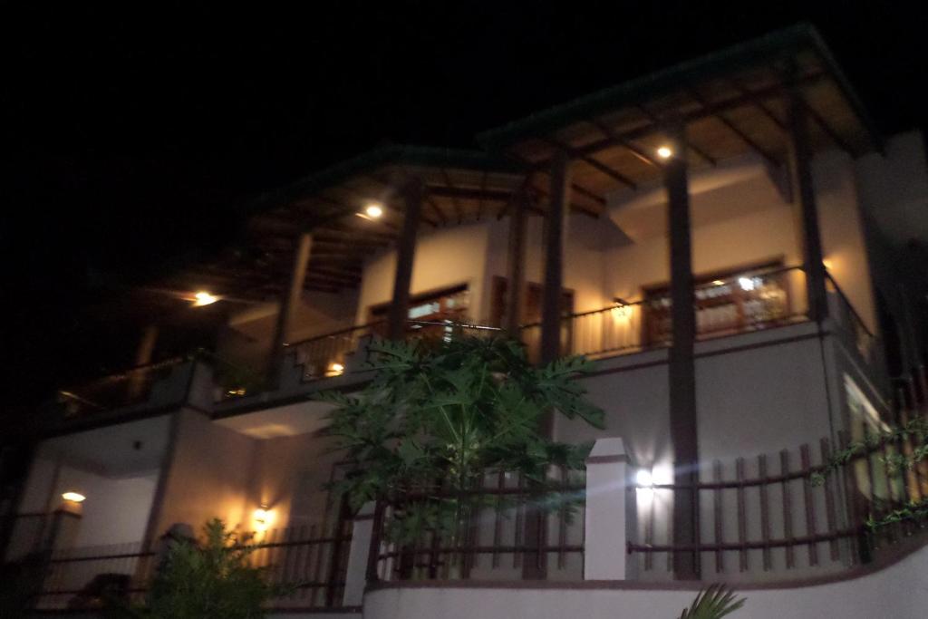 Paradise Residence Hanthana, Kandy