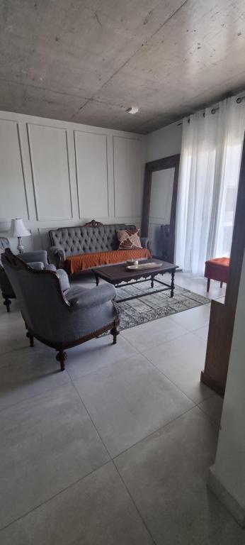 Nuevo apartamento zona aeropuerto - 1