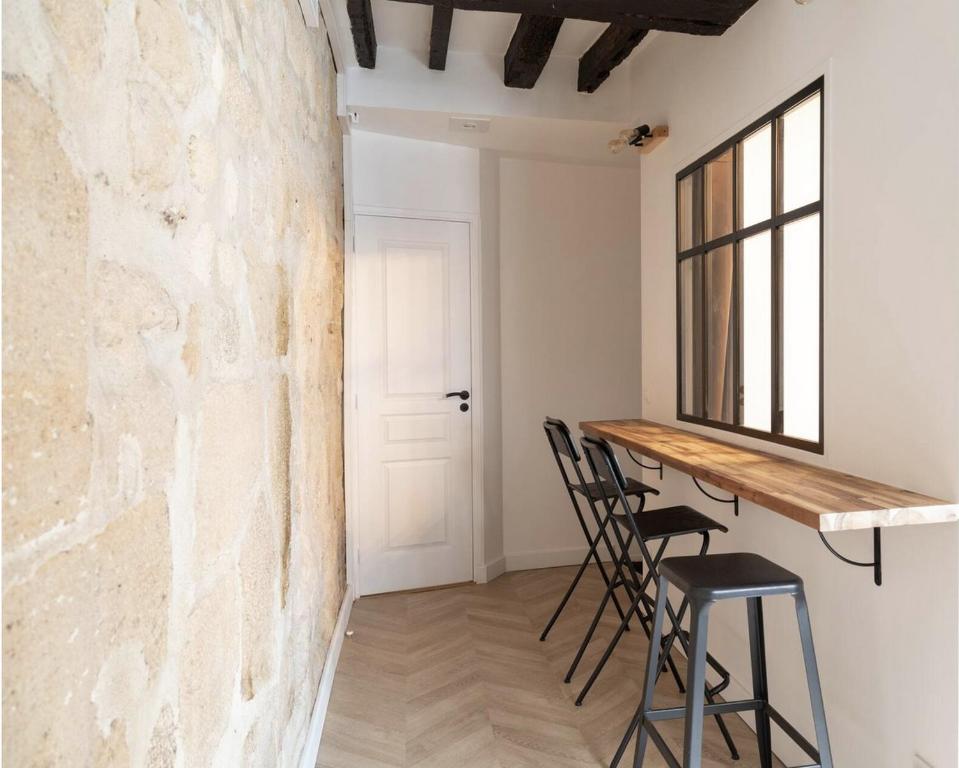 Apartment lyonnais center of paris - 3