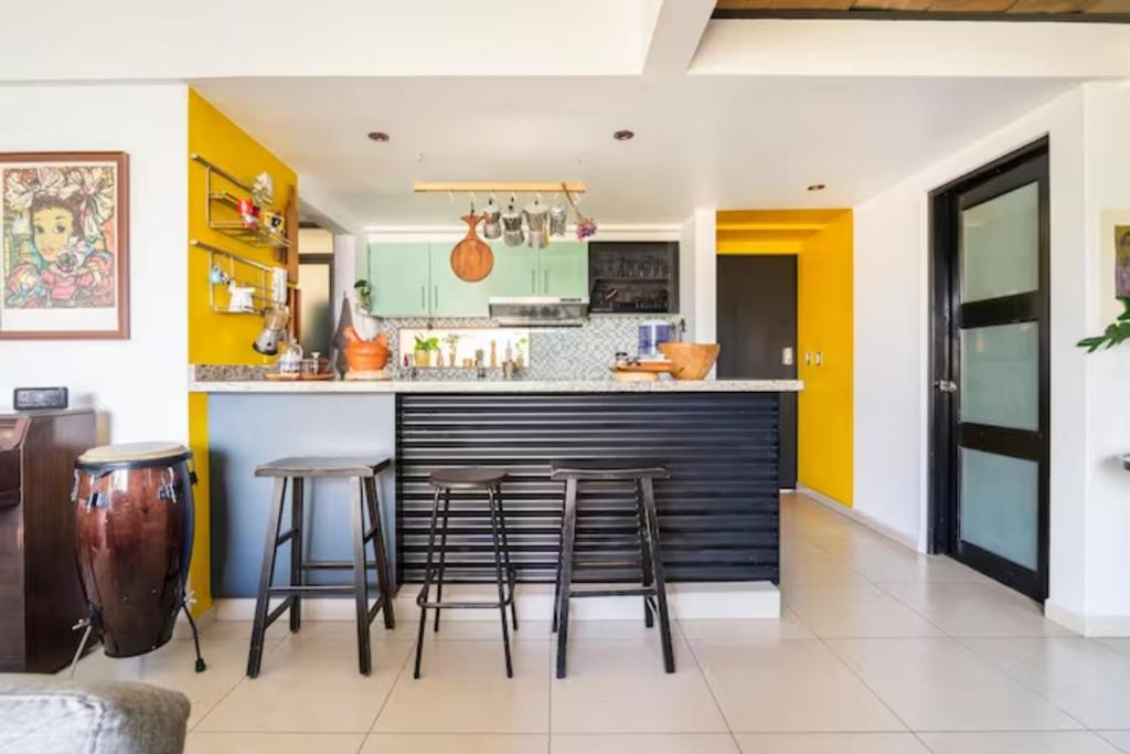 Pequeña habitacion FRIDA - design CDMX - áreas comunes compartidas - 3