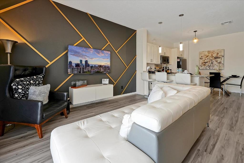 Magical Serenity, Orlando