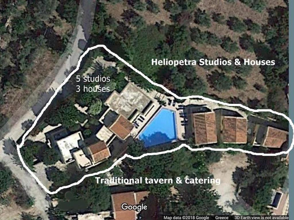 Group Accomodation, Heliopetra Studios And Houses, Douliana