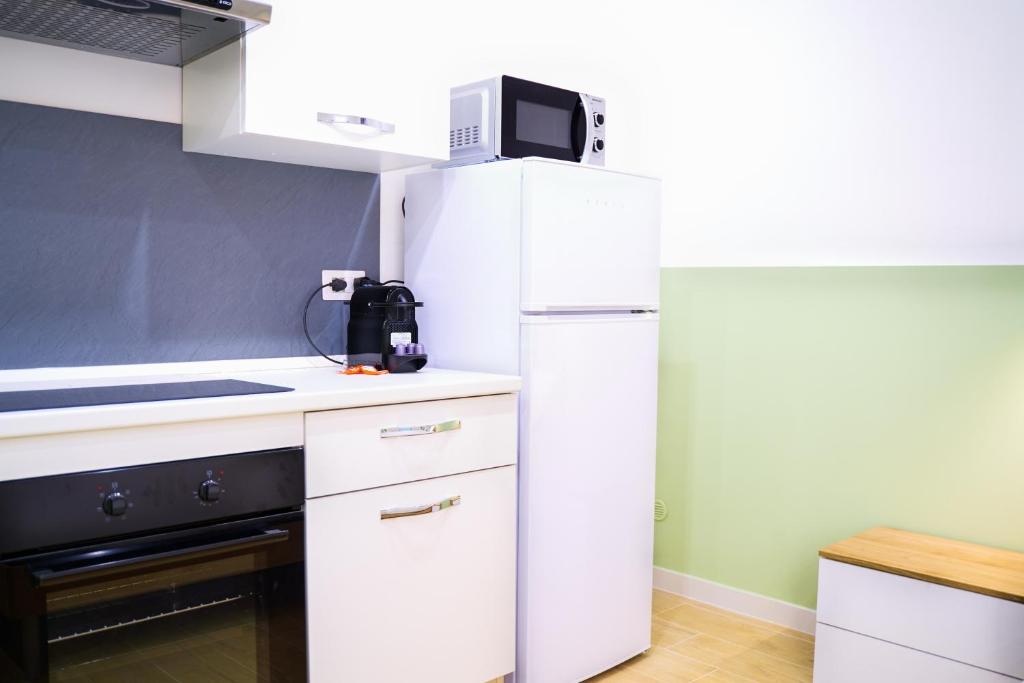 Suite N.1 [500mt da Policlinico/10min da Stazione] - 2