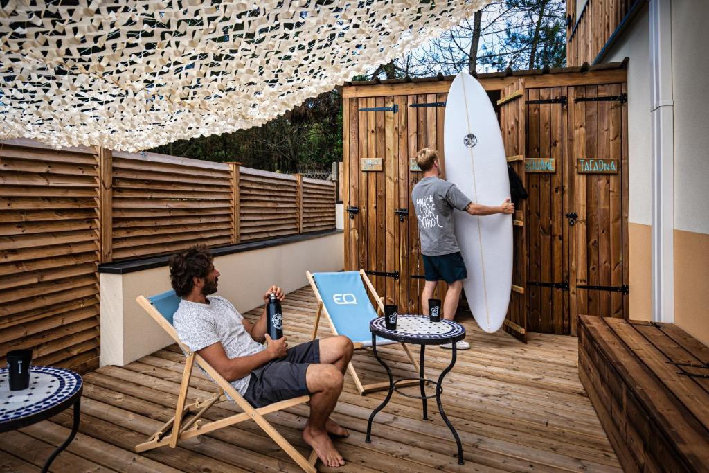 Magic Surf House - 3