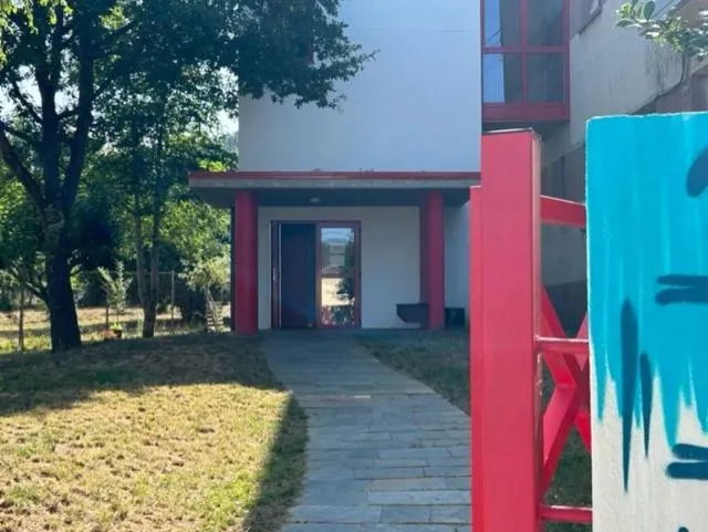 ALBERGUE A POBRA DO BROLLON，位于Puebla del Brollón的酒店