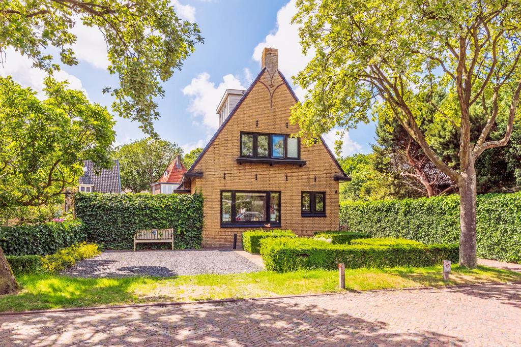 Huize Nassau, Bergen