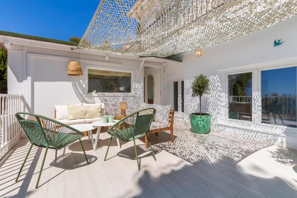 Casa de la Playa. Beach House with magnificent sea, Málaga