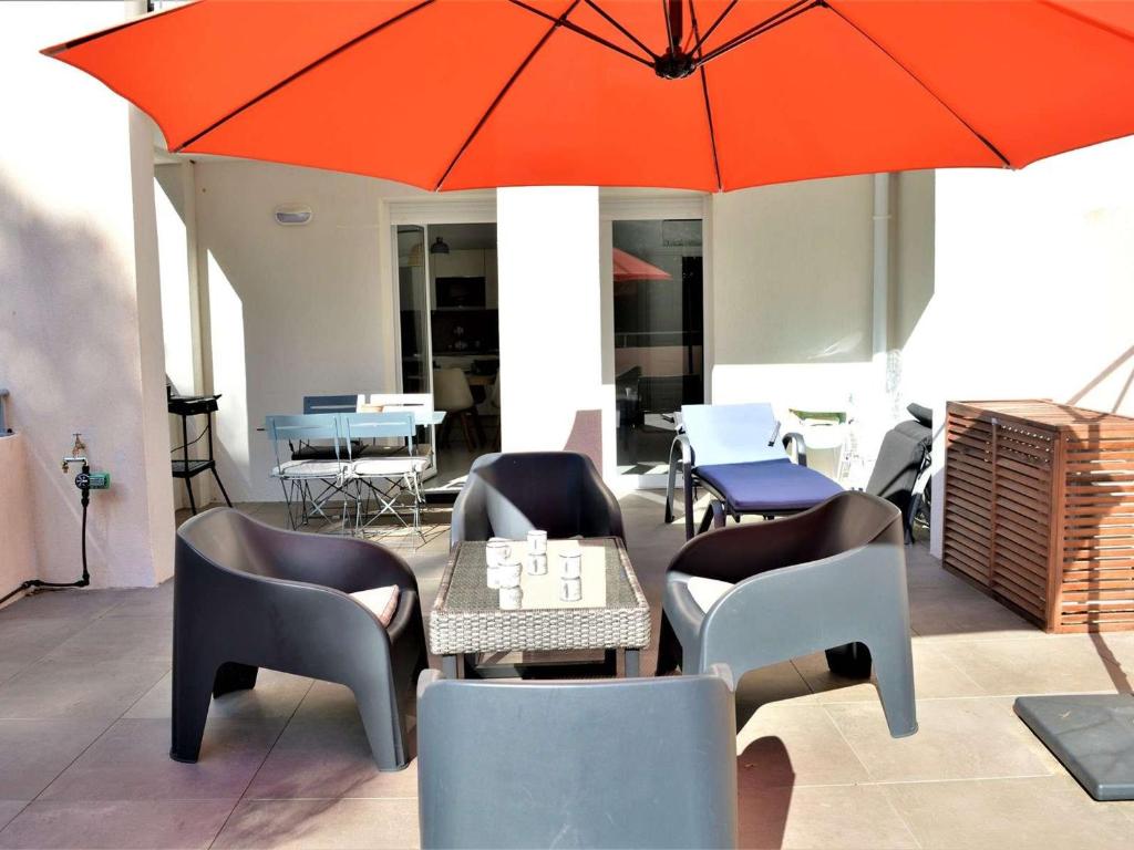 Appartement 3 pièces avec clim, piscine et terrasse - 500m plage, parking, Cavalaire sur Mer - FR-1-226B-77 - 1
