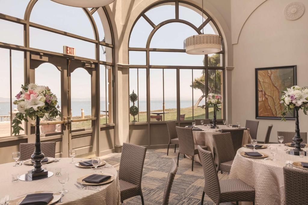 Tárgyalóterem/bálterem