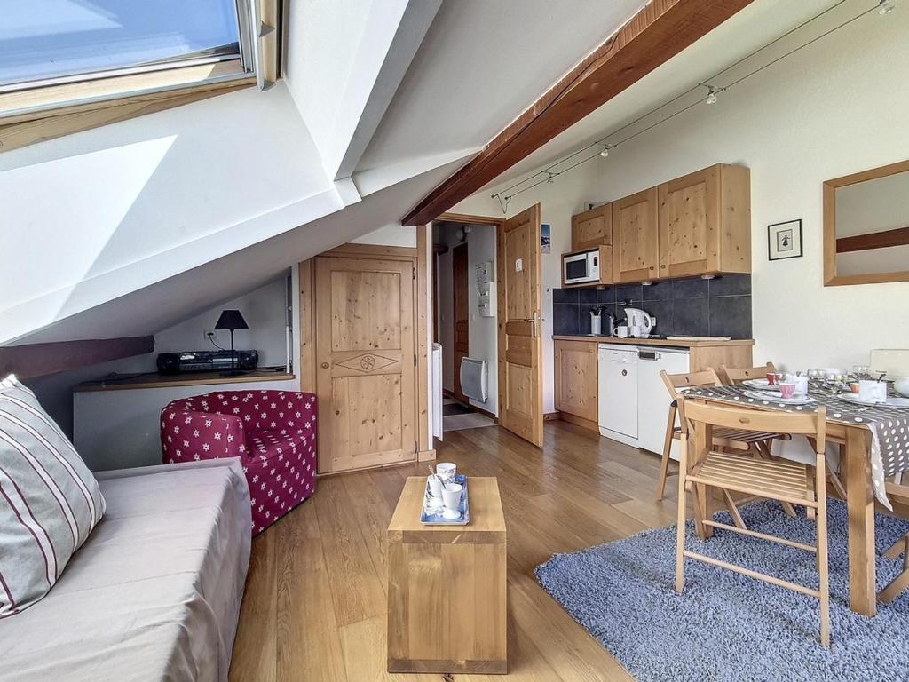 Studio confortable avec balcon, WIFI, parking proche des pistes à Méribel - 3