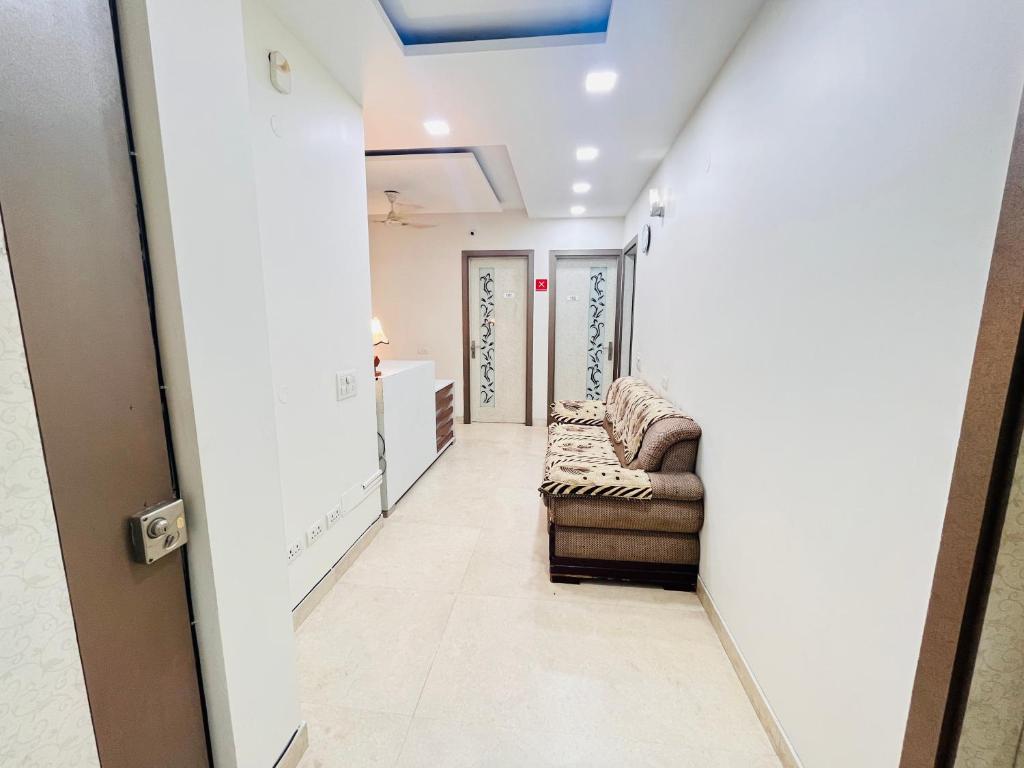 フロント・ロビー